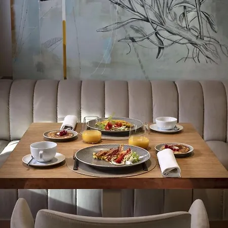 Casa Clat Hotel