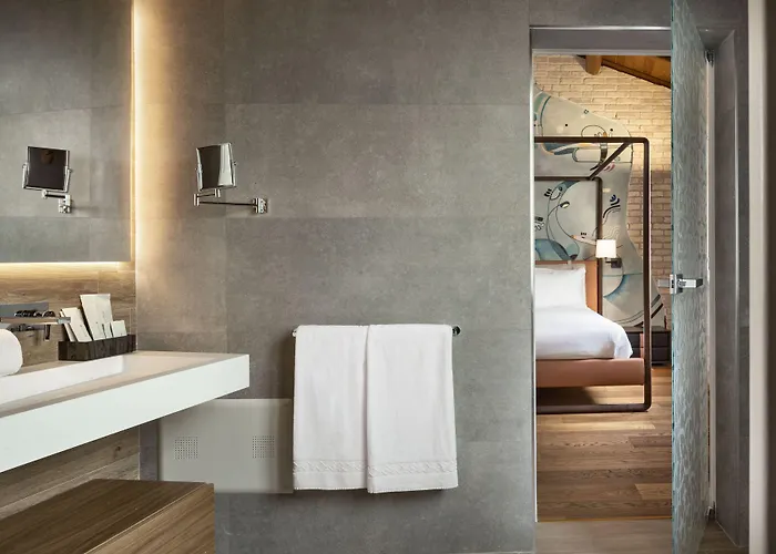 Casa Clat - Boutique 5* 卡利亚里